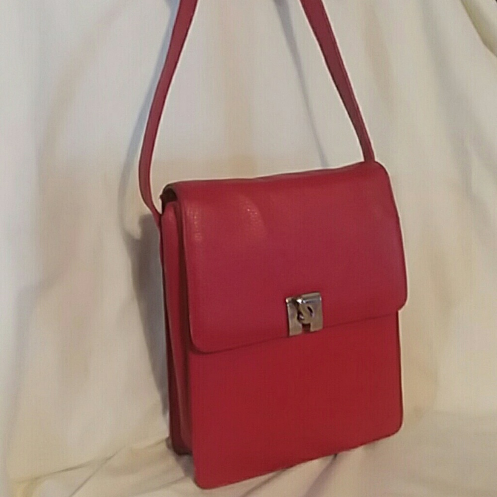 RED RED RED!! " LIZA GANZ NY" Shoulder Bag